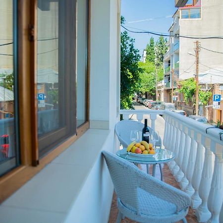 Midtown-Vera Tbilisi Exterior foto